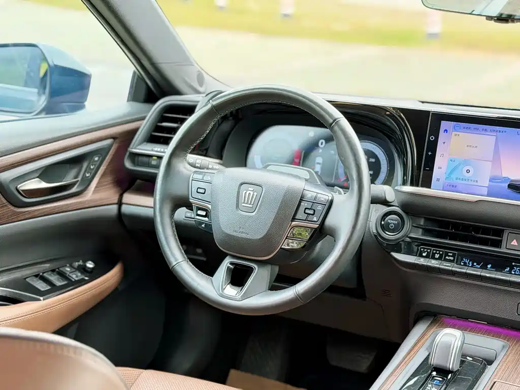 Toyota Crown 2024 — фото 11