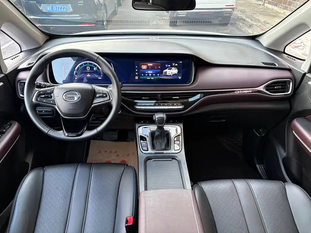 GAC Trumpchi M6 2022 — фото 11