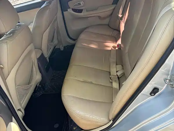 Hyundai Elantra 2011