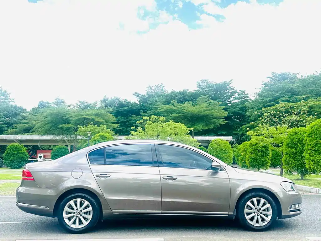 Volkswagen Magotan 2016