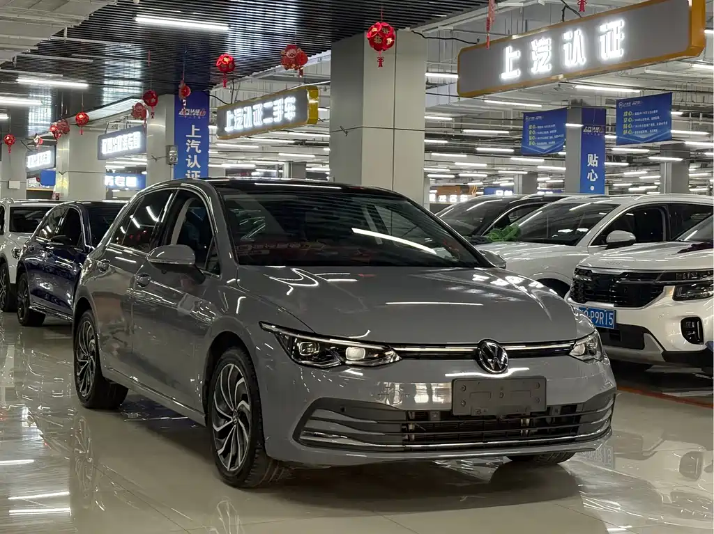 Volkswagen Golf 2023