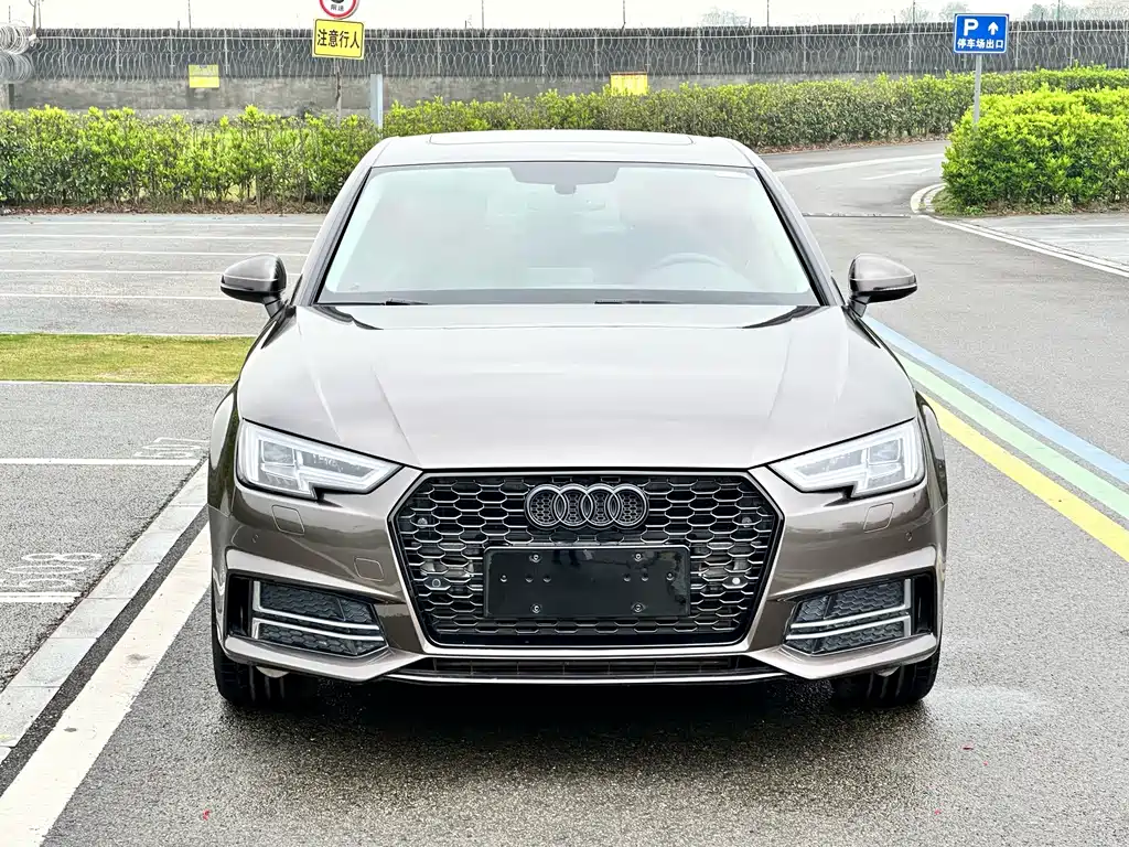 Audi A4L 2019 — фото 2