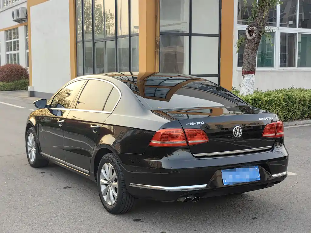 Volkswagen Magotan 2015