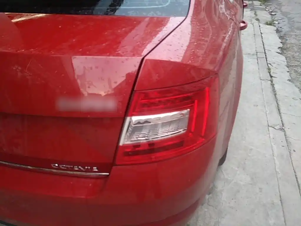 Skoda Octavia 2015 — фото 8
