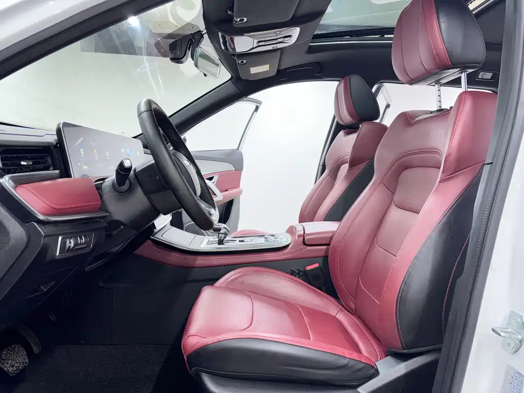 Jetour X70 PLUS 2022