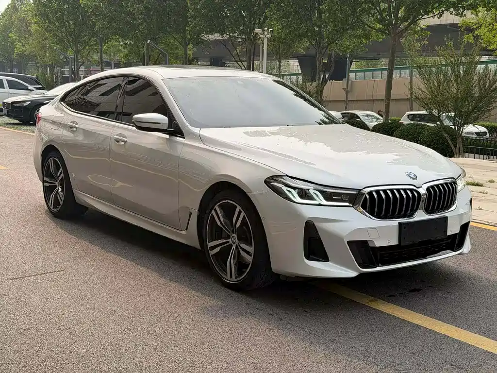 BMW 6 Series GT 2023 — фото 3