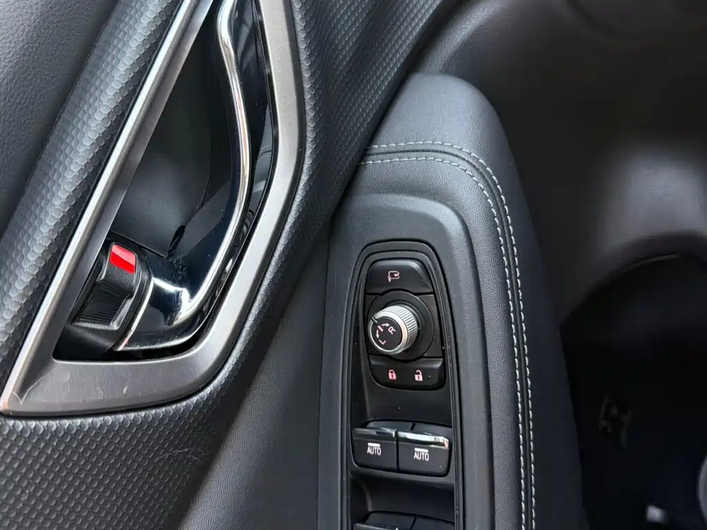 Subaru Forester 2021 — фото 12