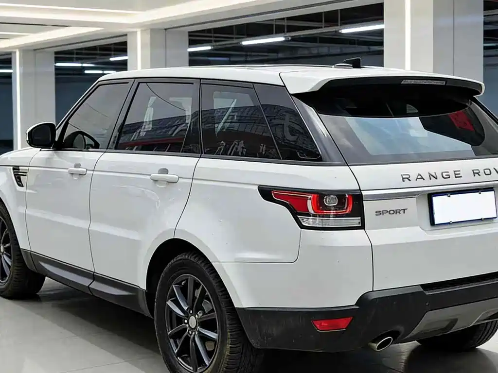 Land Rover Range Rover Sport 2016 — фото 7