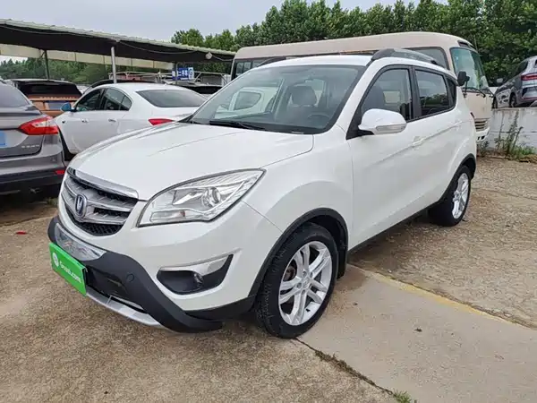 Changan CS35 2015
