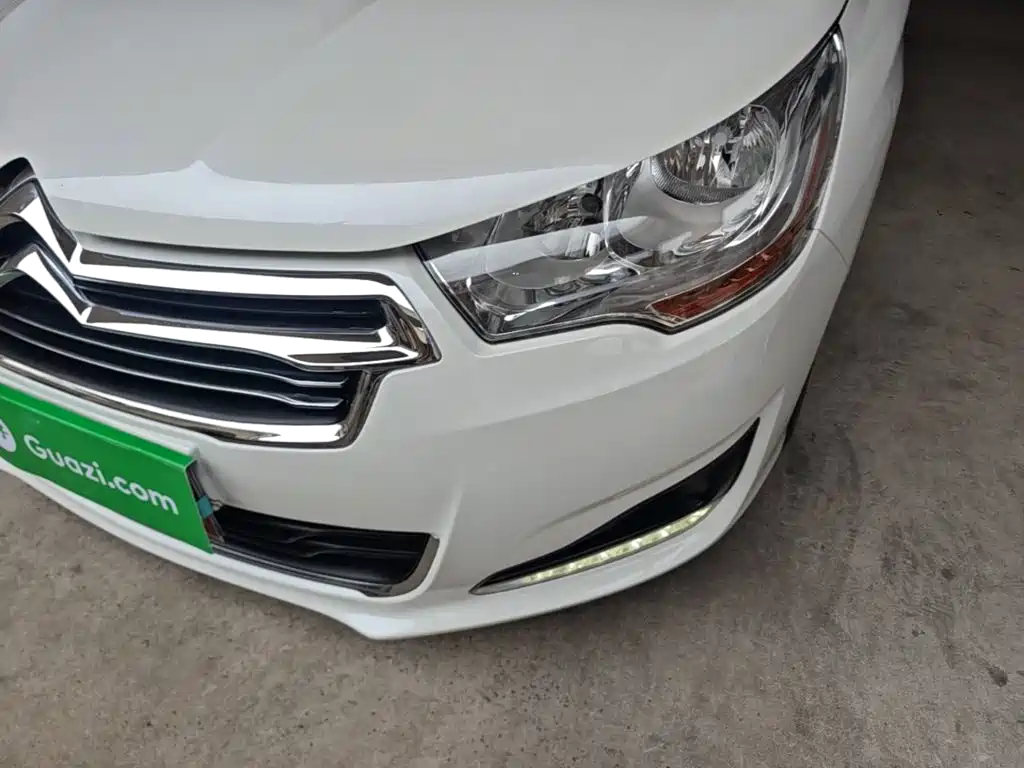 Citroën C4L 2015 — фото 24
