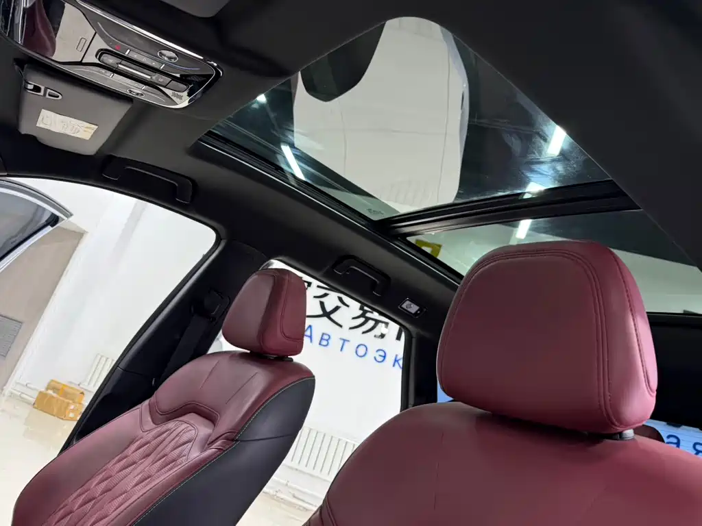 Jetour X70 PLUS 2023 — фото 15