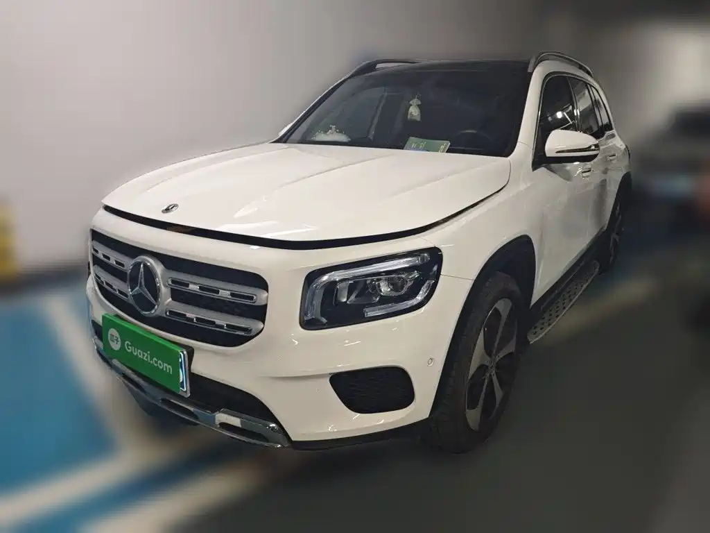 Mercedes-Benz GLB 2023