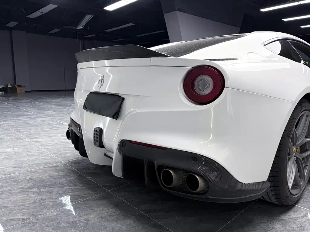 Ferrari F12berlinetta 2014 — фото 9