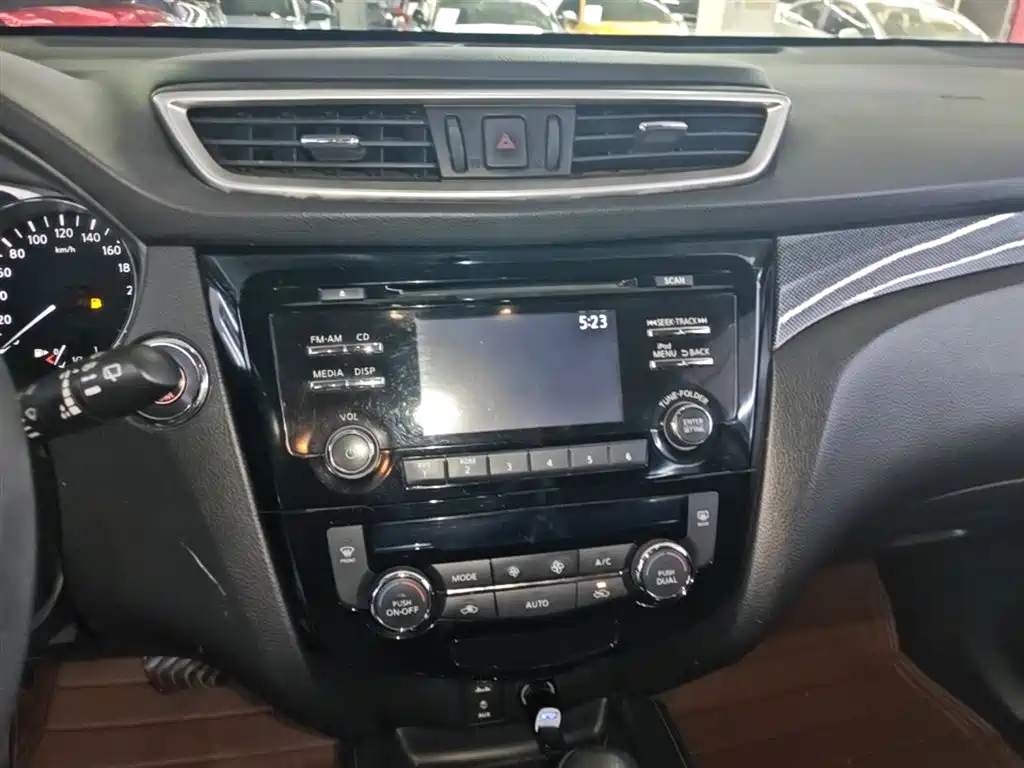 Nissan X-Trail 2014 — фото 13