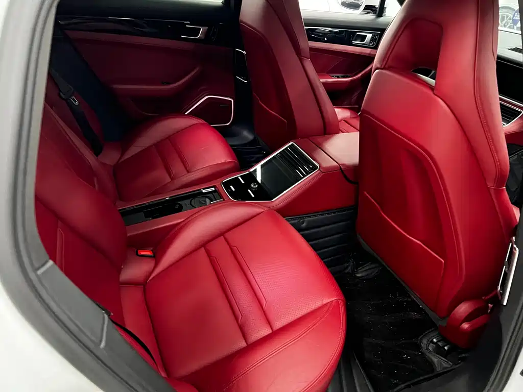Porsche Panamera 2020 — фото 18