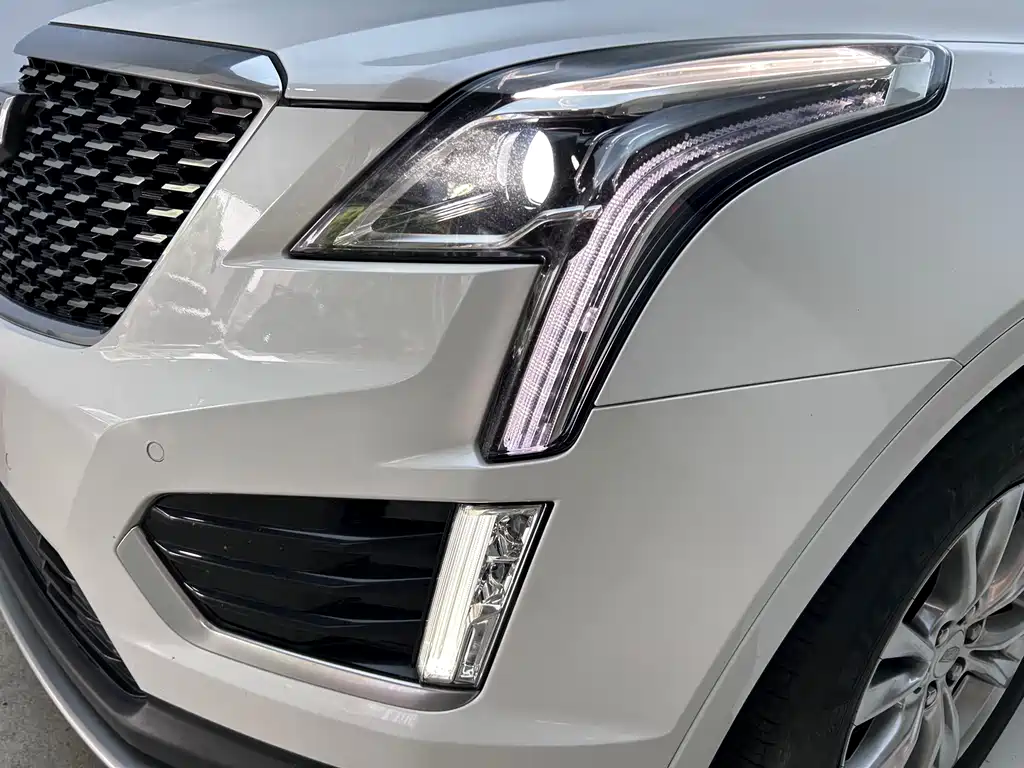 Cadillac XT5 2021 — фото 28