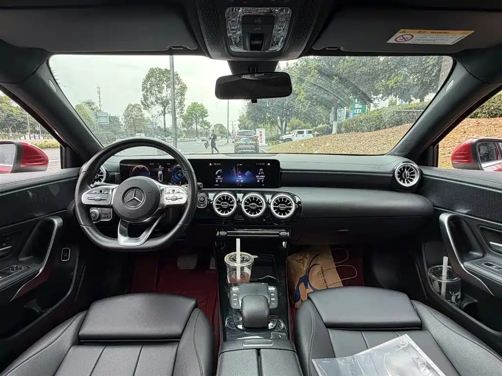 Mercedes-Benz A-Class 2022 — фото 7