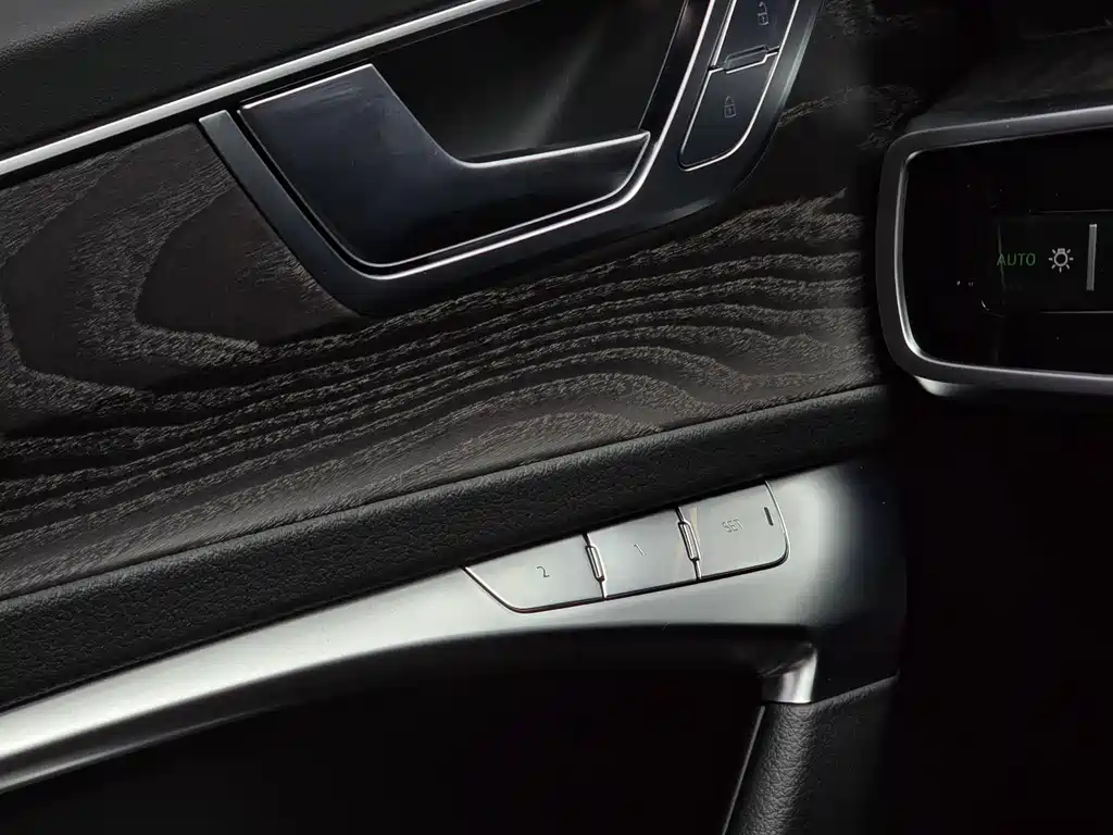 Audi A6L 2023 — фото 19