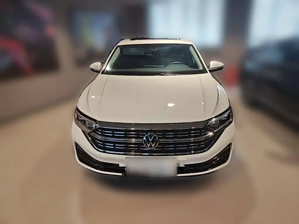 Volkswagen Sagitar 2022