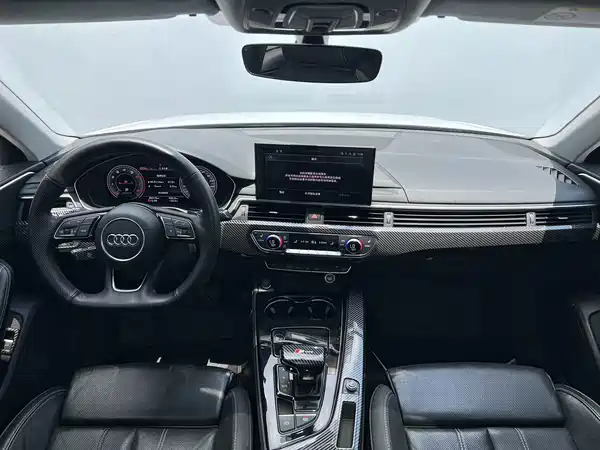 Audi A4L 2022
