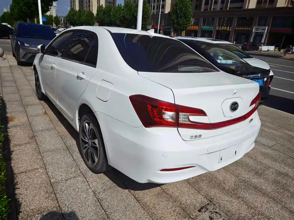 BYD Qin NEV 2017