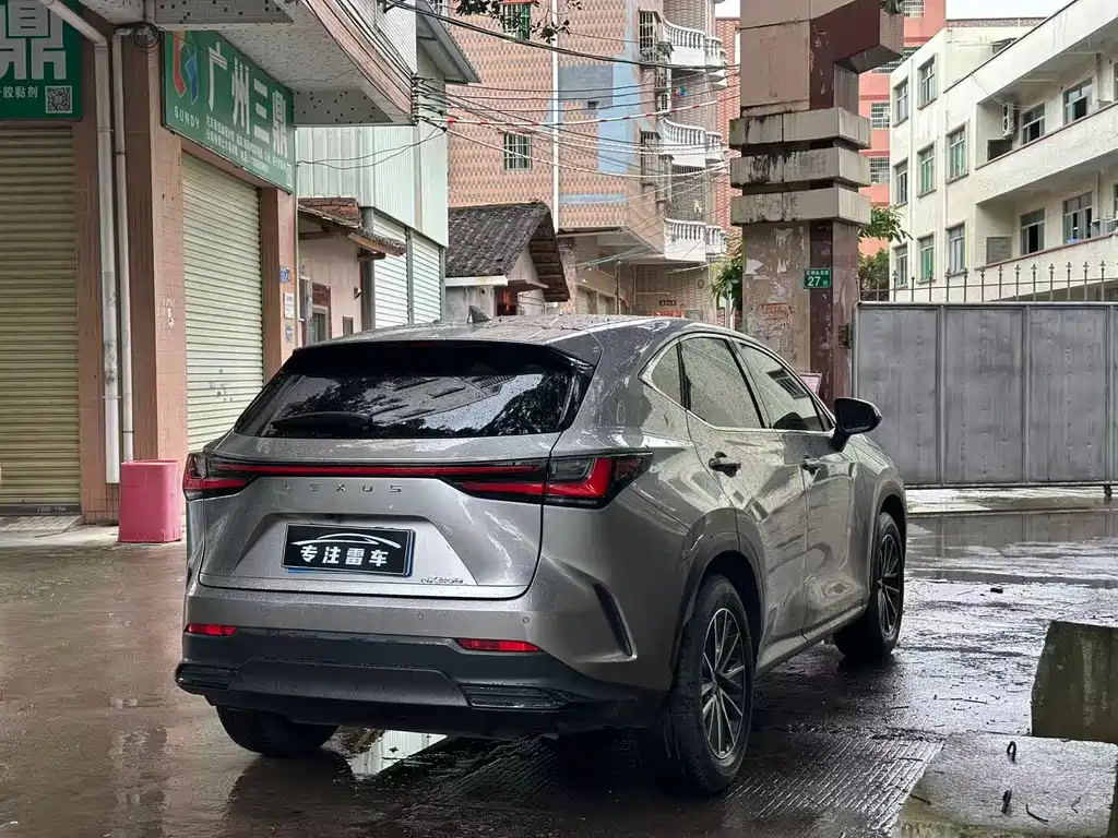 Lexus NX 2025 — фото 9