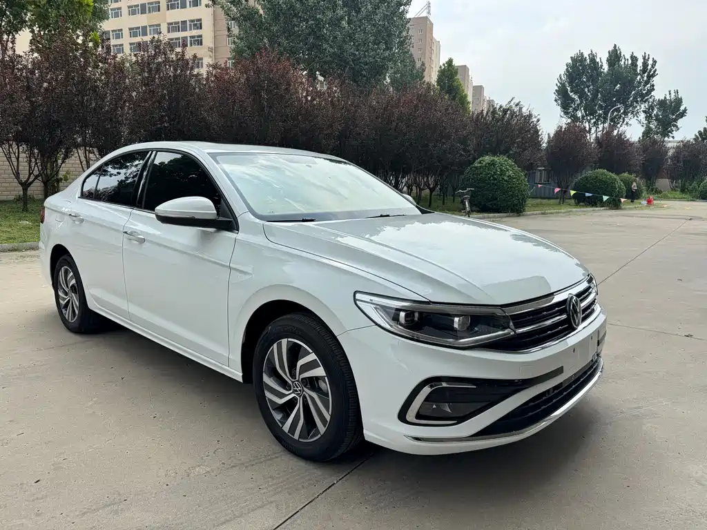 Volkswagen Bora 2024