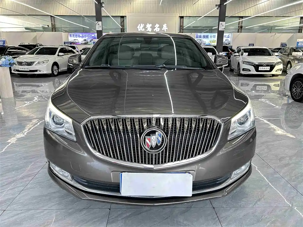 Buick LaCrosse 2014 — фото 2