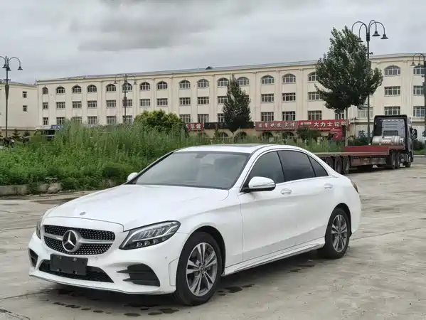 Mercedes-Benz C-Class 2019