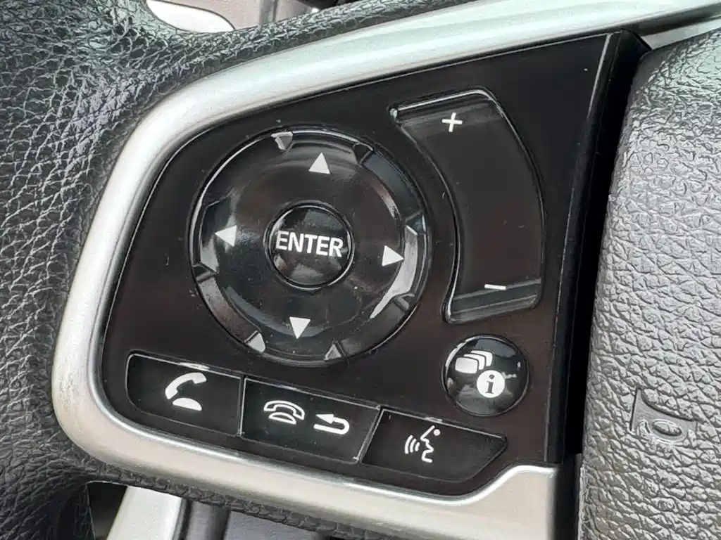 Honda Civic 2021 — фото 12