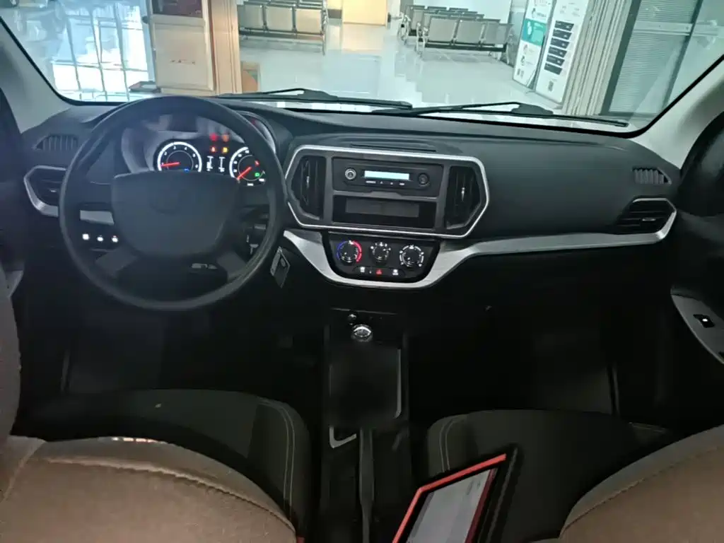 Changan Ruixing M60 2024 — фото 10