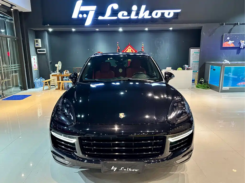 Porsche Cayenne 2015 — фото 2