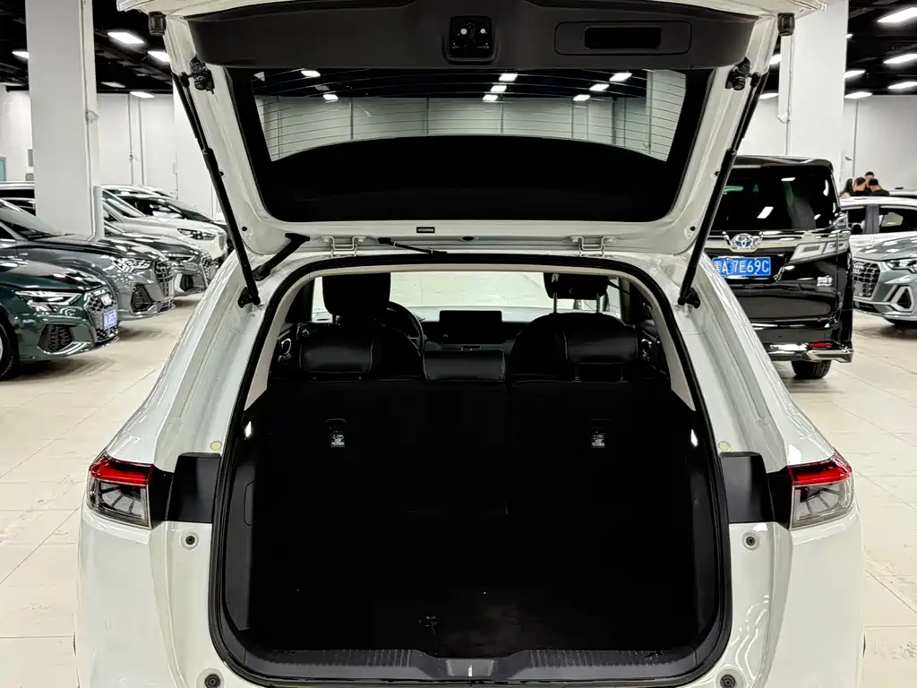Honda Vezel 2023 — фото 21