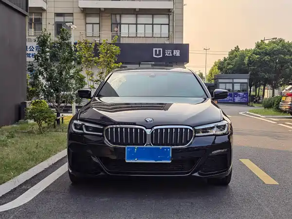 BMW 5 Series 2023