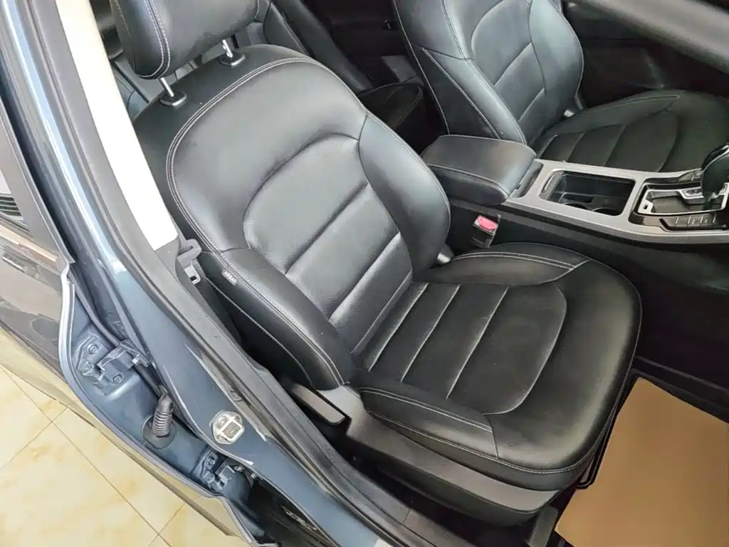 Geely Emgrand GS 2019 — фото 25
