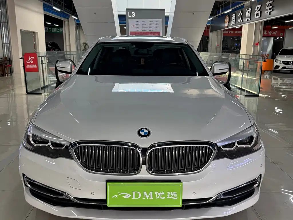 BMW 5 Series 2019 — фото 2