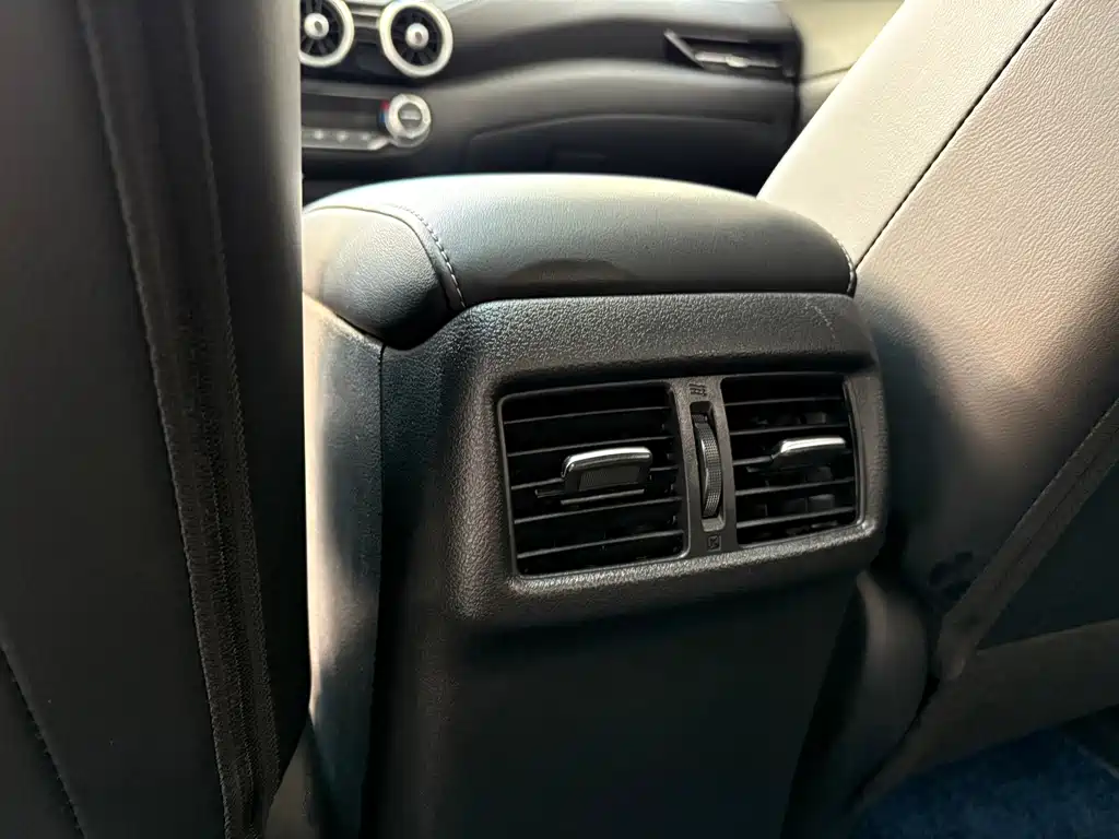 Nissan Sylphy 2022 — фото 13