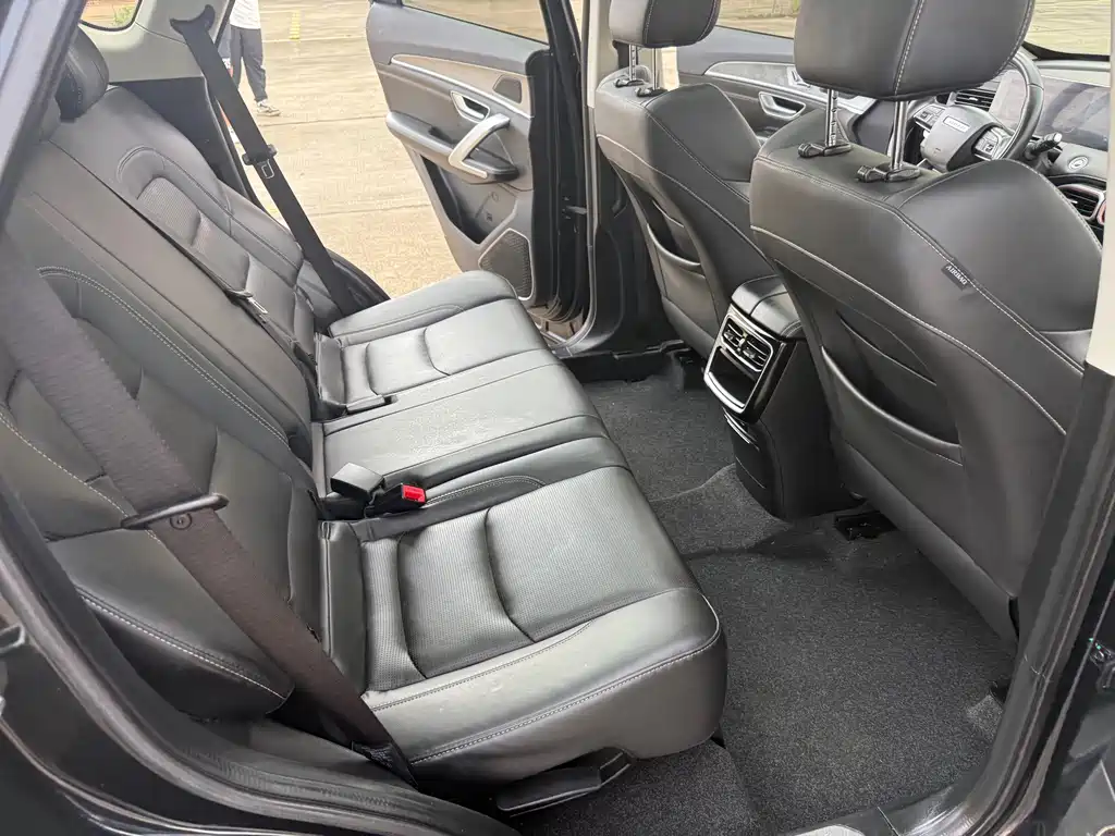 Jetour X70 PLUS 2022 — фото 18