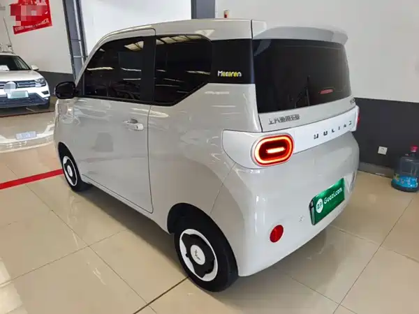 Wuling Hongguang MINIEV 2025