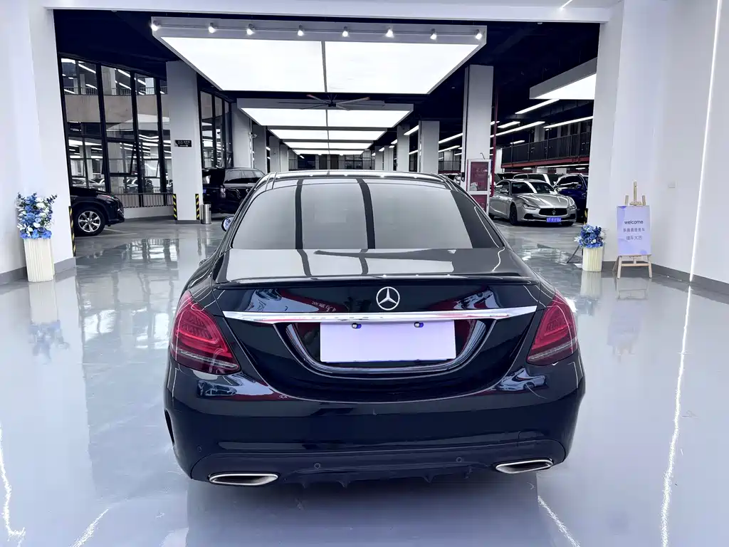 Mercedes-Benz C-Class 2020