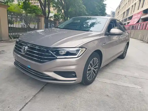 Volkswagen Sagitar 2020