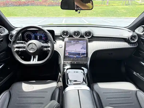 Mercedes-Benz C-Class 2022