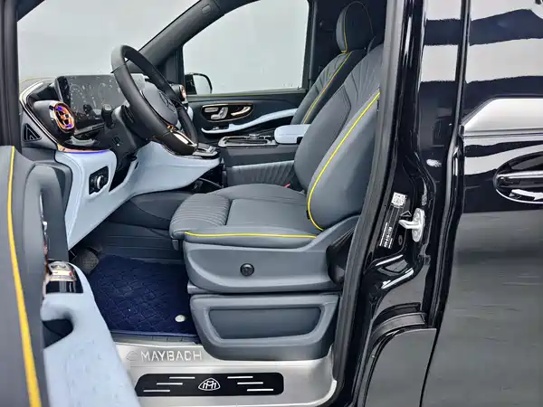 Mercedes-Benz V-Class 2024