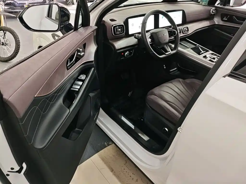 Chery Tiggo 9 2024 — фото 16