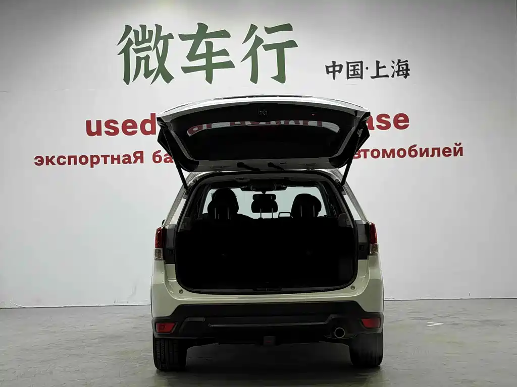 Subaru Forester 2023 — фото 20
