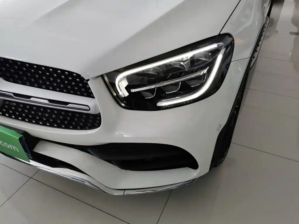 Mercedes-Benz GLC 2020 — фото 24