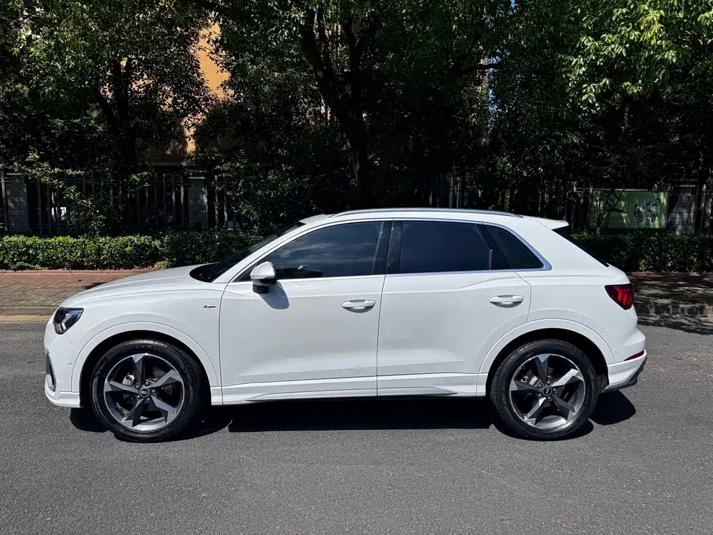 Audi Q3 2022