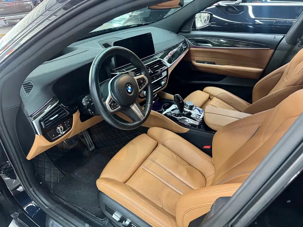 BMW 6 Series GT 2023 — фото 4