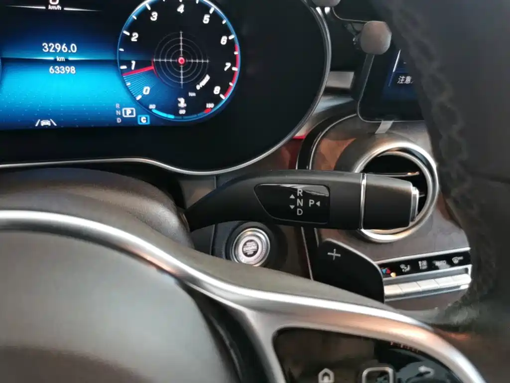 Mercedes-Benz GLC 2020 — фото 14