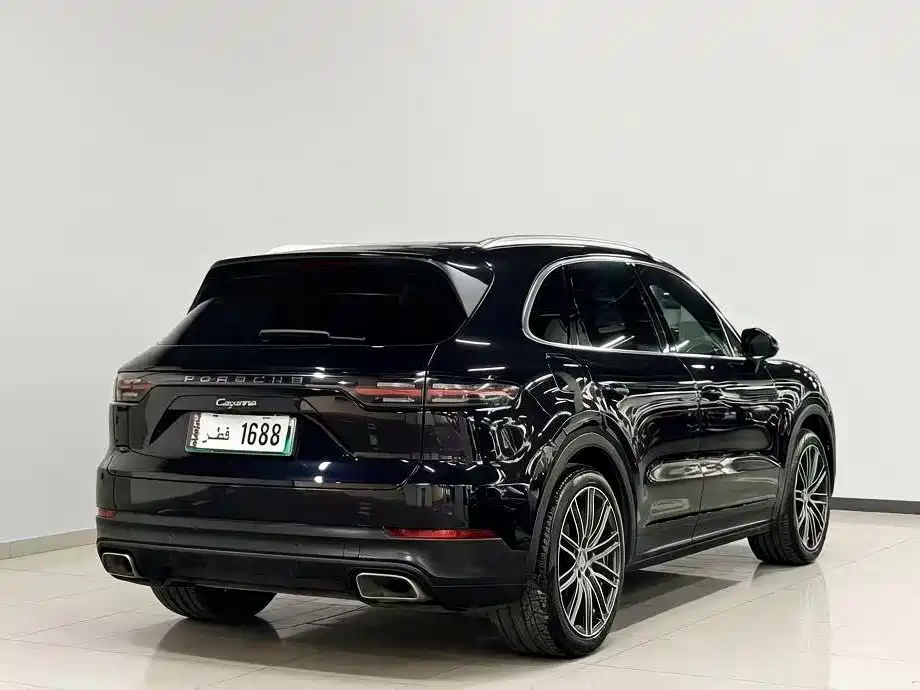 Porsche Cayenne Hybrid 2020